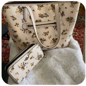 Coach Cream and Yellow Floral Tote Bag with Matching Wallet